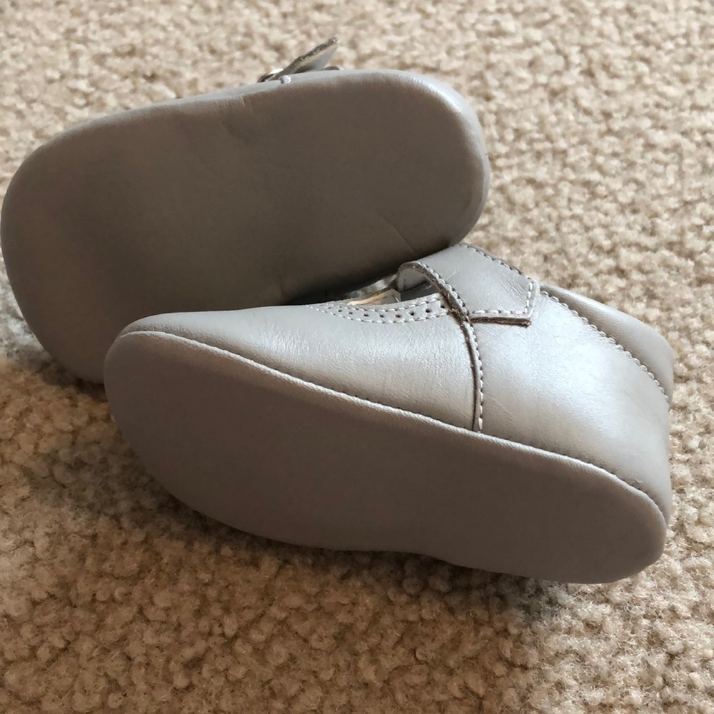 Baby shoe - Picture 3 of 3
